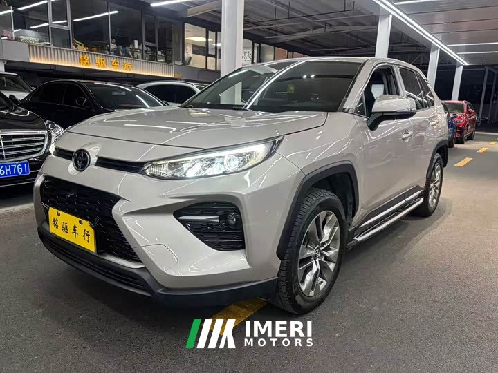 Toyota Vland 2.0L CVT AWD Luxury - ავტომობილი ჩინეთიდან