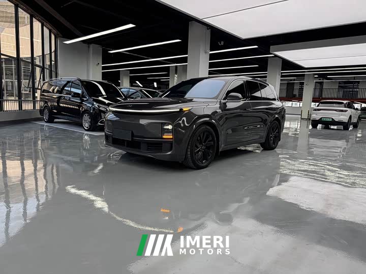 Li Auto L8 Pro - ავტომობილი ჩინეთიდან