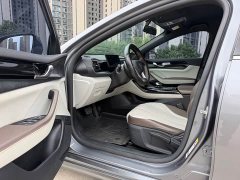 BYD Qin PLUS Glory Edition DM-i 55KM Leading - ფოტო 10