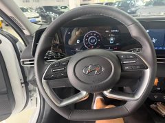 Hyundai Elantra 2022 1.5L CVT Luxury - ფოტო 10