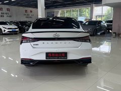 Hyundai Elantra 2022 1.5L CVT Luxury - ფოტო 5