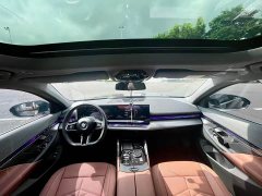 BMW 5 Series Facelift 525Li M Sport Package - photo 8