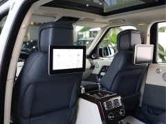 Land Rover Range Rover 3.0 L6 Heritage Extended Wheelbase Classic Edition - ფოტო 14