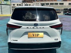Toyota Sienna 2.5L Hybrid Premium Edition - photo 6