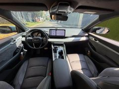 Geely Xingrui 2.0T Diesel Exclusive Cyan Green Edition - ფოტო 6