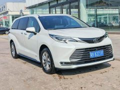 Toyota Sienna 2024 2.5L Hybrid AWD Premium - ფოტო 2