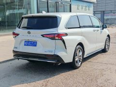 Toyota Sienna 2024 2.5L Hybrid AWD Premium - ფოტო 6