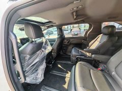 Toyota Sienna 2024 2.5L Hybrid AWD Premium - ფოტო 9