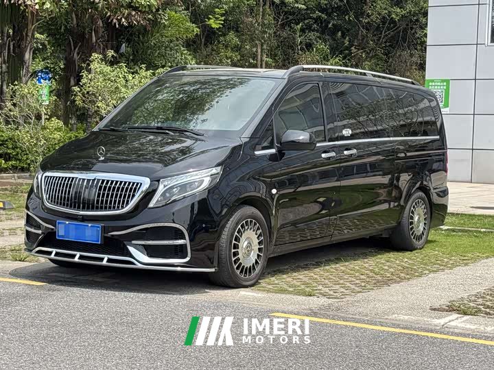 Mercedes-Benz Vito 2.0T Business Edition 7-Seater