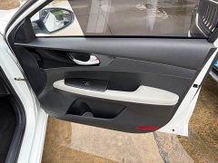 Kia K3 1.5L CVT Luxury Edition - ფოტო 19