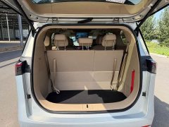Buick GL8 New Energy Lusang Respect Edition - photo 20