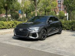 Audi A3 Facelift Sportback 35 TFSI Fashion Sport - ფოტო 1