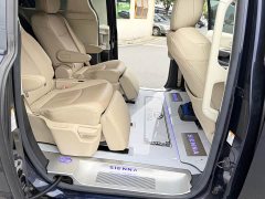 Toyota Sienna 2021 2.5L Hybrid Premium Edition - ფოტო 6