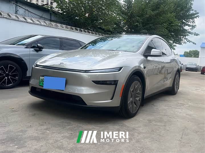 Tesla Model Y L 2025 Long Range All-Wheel Drive - ავტომობილი ჩინეთიდან