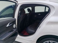 BMW 1 Series 2021 Facelift 120i M Sport - ფოტო 17