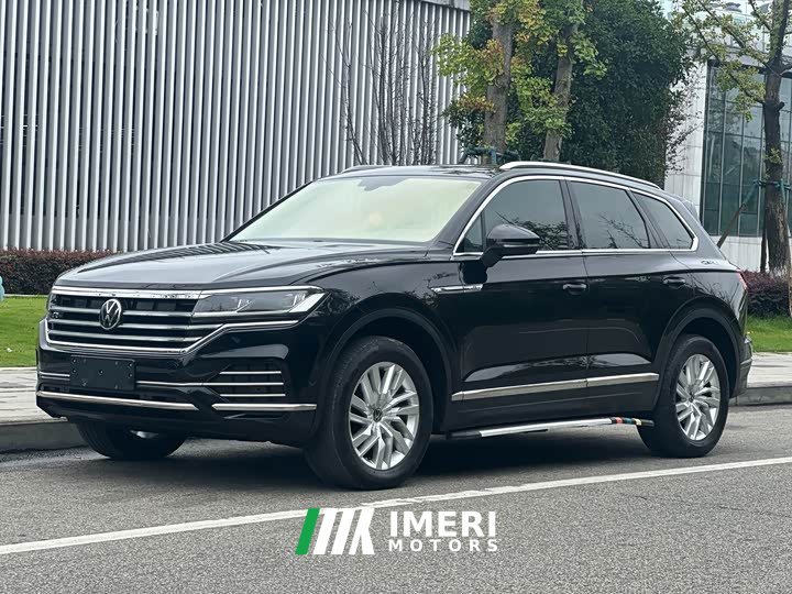 Volkswagen Touareg 2.0TSI Navigator Special Edition
