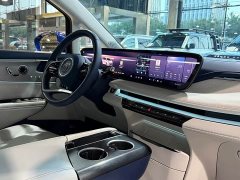 Buick GL8 New Energy Luxe Premium 7-Seater - фото 10