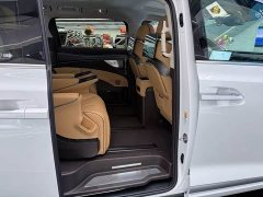 Denza BYD Denza D9 DM-i 980 AWD Luxury - ფოტო 10