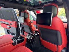 Land Rover Range Rover 3.0L V6 400PS Prestige Genesis Extended Wheelbase - ფოტო 17