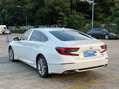 Honda Accord 260TURBO Luxury Edition - photo 7
