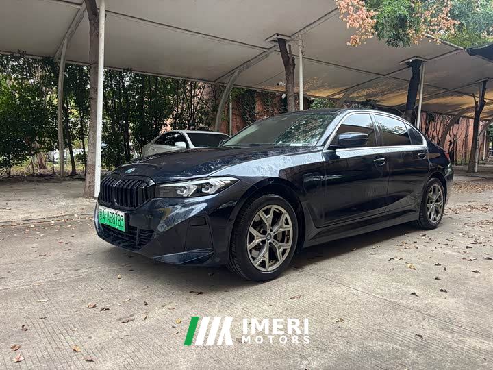 BMW i3 eDrive 35 L