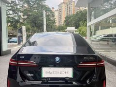 BMW i5 eDrive 35L M Sport Package - ფოტო 9