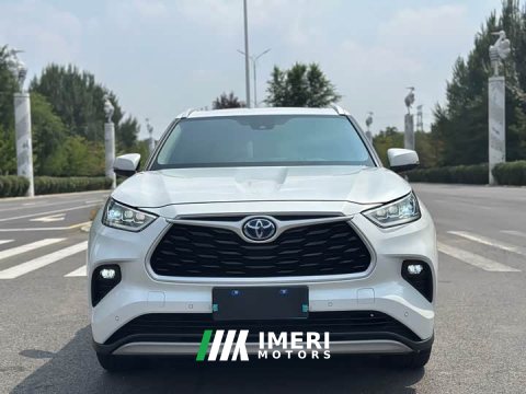 2022 Toyota Highlander Hybrid 2.5L AWD Premium 7-Seater - car from China