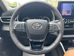 Toyota Highlander Hybrid 2.5L AWD Premium 7-Seater - ფოტო 9