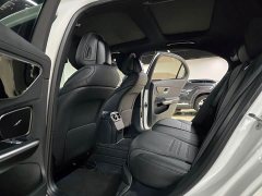 Mercedes-Benz C-Class C 260 L AMG Line - photo 10