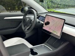 Tesla Model Y Rear-Wheel Drive - ფოტო 20