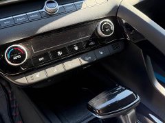 Hyundai Elantra 1.5L CVT TOP Premier Edition - фото 11