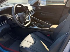 Hyundai Elantra 1.5L CVT TOP Premier Edition - фото 9