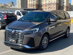Buick GL8 Land Business Class Comfort Edition - ფოტო 1