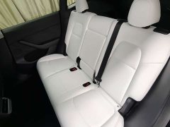Tesla Model Y Long Range All-Wheel Drive - ფოტო 11