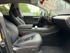 Tesla Model Y Rear-Wheel Drive - ფოტო 8