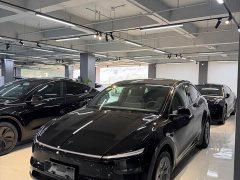 Tesla Model Y L 2025 Long Range All-Wheel Drive - ფოტო 1