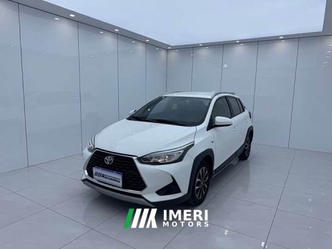 2022 Toyota Yaris L 1.5L CVT Leading Plus Edition - автомобиль из Китая