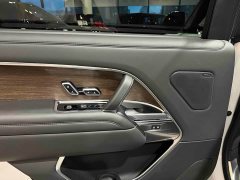 Land Rover Range Rover 3.0L V6 400PS Grand Jubilee Extended Wheelbase - photo 15