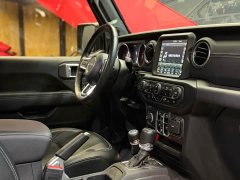 Jeep Gladiator 2022 3.6L Pioneer Edition - фото 15