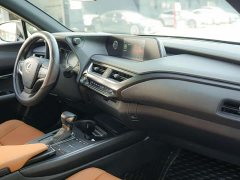 Lexus UX 2020 200 Special Edition - ფოტო 10