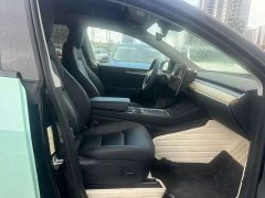Tesla Model Y Rear-Wheel Drive - ფოტო 6