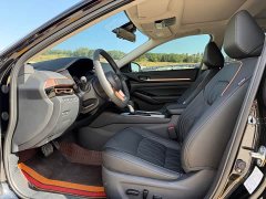 Nissan Altima 2.0L SV Black Gold Edition - photo 7