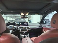 BMW 5 Series 530Li Leading Edition Luxury Package - ფოტო 10