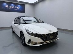 Hyundai Elantra 1.5L CVT Luxury - photo 3