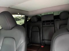 Tesla Model Y Rear-Wheel Drive - ფოტო 10