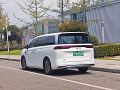 BYD Summer DM-i 1.5T 180km Exceed - фото 4