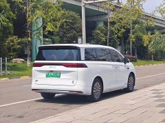 BYD Summer DM-i 1.5T 180km Exceed - фото 8