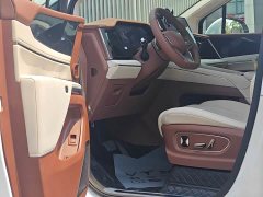 BYD Summer DM-i 1.5T 180km Exceed - фото 9