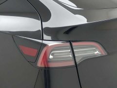 Tesla Model Y Rear-Wheel Drive - ფოტო 13