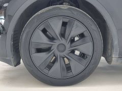 Tesla Model Y Rear-Wheel Drive - ფოტო 14